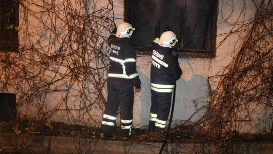 Edirne'de tek katlı evde yangın