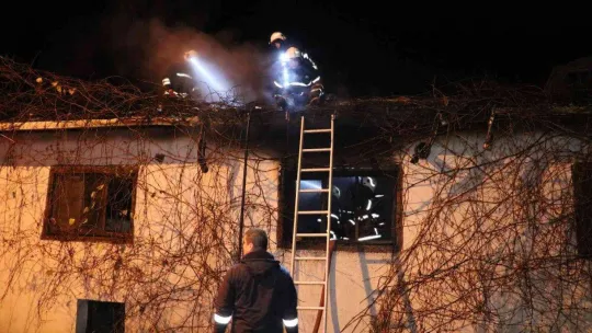 Edirne'de tek katlı evde yangın