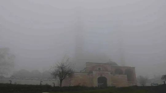 Edirne'de yoğun sis etkili oluyor