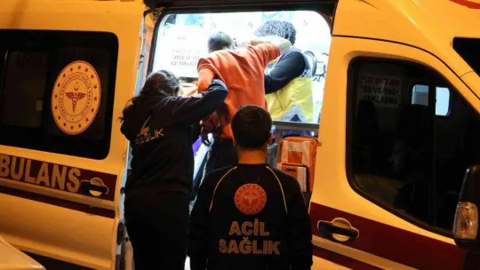 Edirne'deki ev yangınında 1 kişi yaralandı