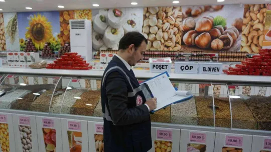 Edirne'deki kuru yemişçilerde yılbaşı öncesi denetim yapıldı