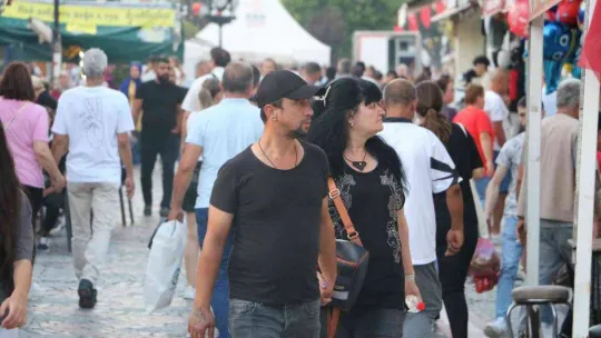 Edirne'ye akın eden Bulgarlar bin Euro harcıyor
