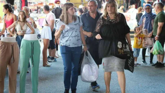 Edirne'ye akın eden Bulgarlar bin Euro harcıyor