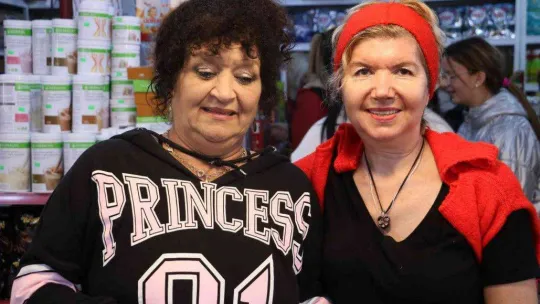 Edirne'ye akın eden Bulgarlar esnafın yüzünü güldürdü