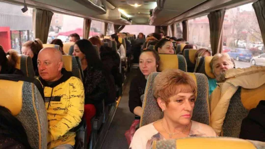 Edirne'ye akın eden Bulgarlar esnafın yüzünü güldürdü