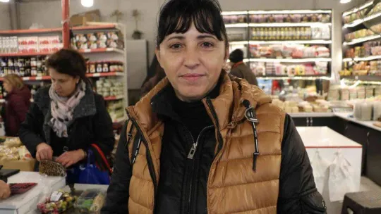 Edirne'ye akın eden Bulgarlar esnafın yüzünü güldürdü