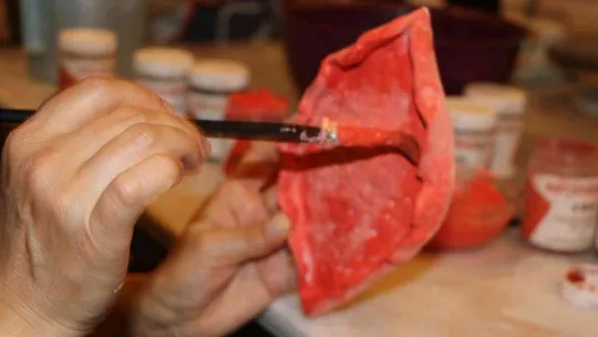 Edirneli kadınlar çamuru sanat eserine dönüştürüyor