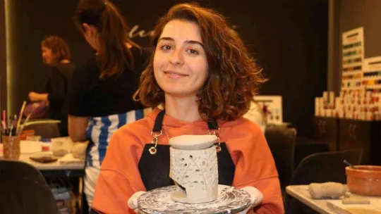 Edirneli kadınlar çamuru sanat eserine dönüştürüyor