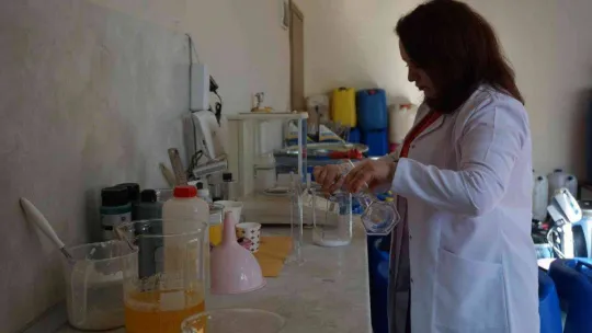 Edirneli kimyagerden çevreci proje: Atık yağlar mayi sabununa dönüşüyor