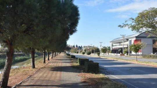 Edremit'te sonbahar çalışmaları devam ediyor