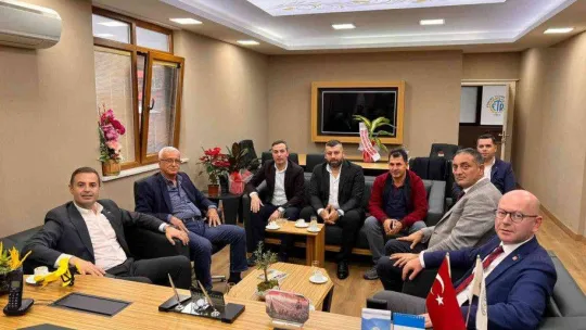 Edremit Ticaret Odası'na, CHP Genel Başkan Yardımcısı Akın'da ziyaret