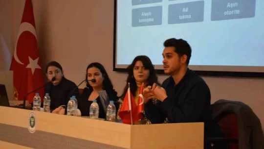 Eğitim Fakültesi öğrencilerine farkındalık eğitimi