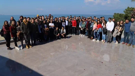 Eğitimde öncü kent Burhaniye