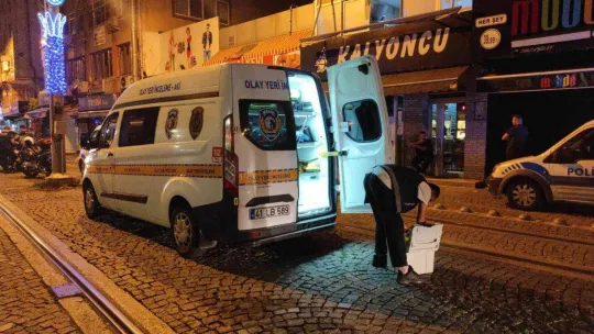 Eğlence mekanında tartıştığı kişiye kurşun yağdırıp kaçtı