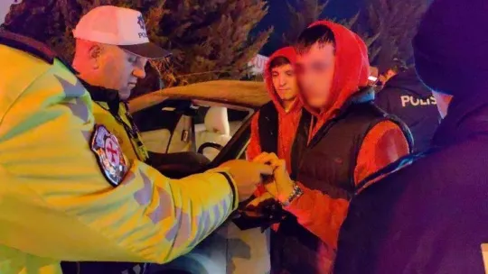 Ehliyetsiz sürücünün savunması şaşırttı: 'Ekmek almaya gidiyorduk'