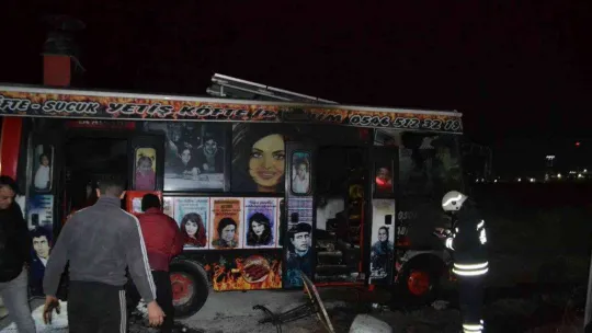 Ekmek teknesi küle döndü: 'Vay gitti benim köfte arabam vay' diyerek hüngür hüngür ağladı