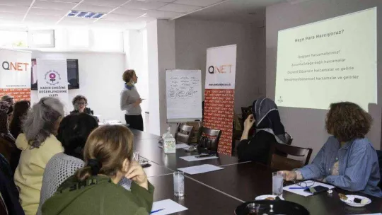 Ekonomik okuryazarlık programı ile kadınların girişimci olmasına destek olunuyor