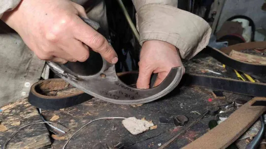 Elli yıl öncesinin en gözde mesleğiydi, şehirde bir tek o kaldı