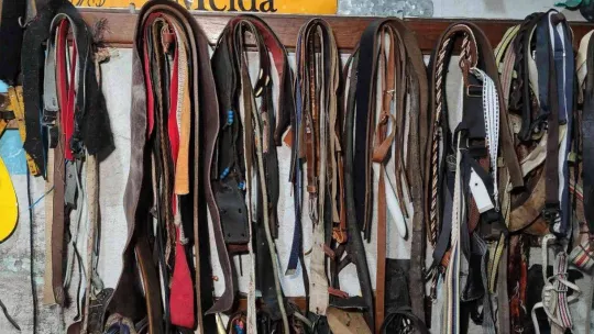 Elli yıl öncesinin en gözde mesleğiydi, şehirde bir tek o kaldı