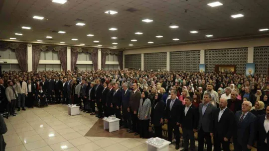 Ellibeş: 'Türkiye Yüzyılı'nın ilk ışığı İzmit'te yandı'