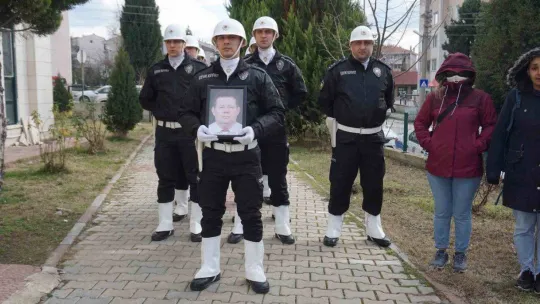 Emekli emniyet müdürü törenle son yolculuğuna uğurlandı