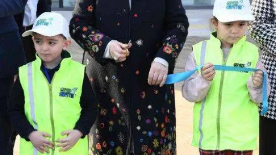 Emine Erdoğan: 'Geleceğimiz emin ellerde'