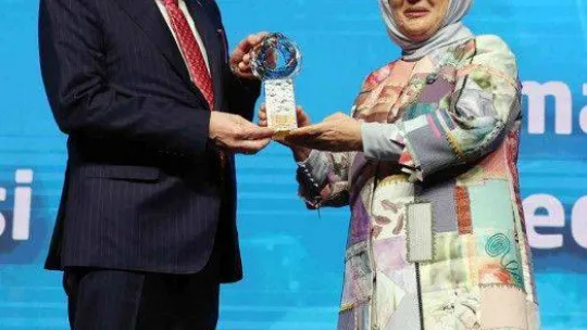 Emine Erdoğan: 'Sıfır Atık hareketi, sizlerin ellerinde yükselip tüm dünyaya ve gelecek nesillere miras kalacak'