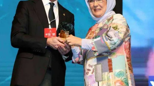 Emine Erdoğan: 'Sıfır Atık hareketi, sizlerin ellerinde yükselip tüm dünyaya ve gelecek nesillere miras kalacak'