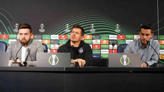 Emre Belözoğlu: 'Son 16'ya kalmak en büyük hedefimiz'