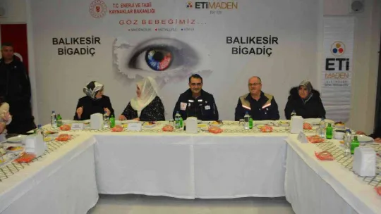 Enerji Bakanı Dönmez, yeni yıla bor işçileri ile girdi