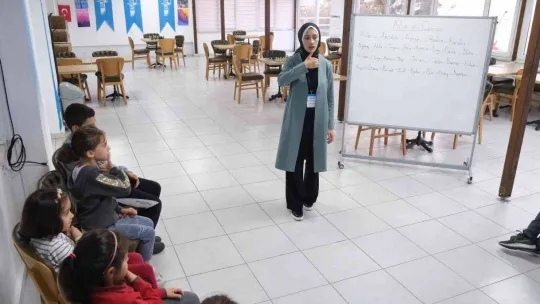 Engelsiz yaşam için işaret dili eğitimi