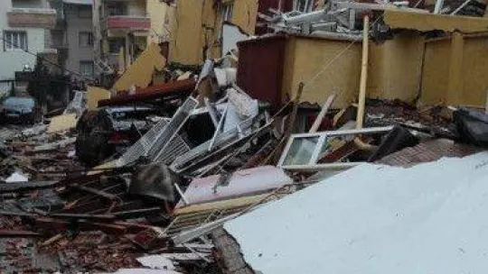 Enkazda 63 saat kalan lise öğrencisi yaşadıklarını anlattı