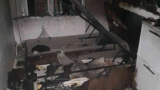 Erdek'te elektrikli battaniye evi küle çevirdi