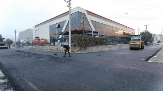 Erenler'de 15 sokak daha asfalt ile yenilendi