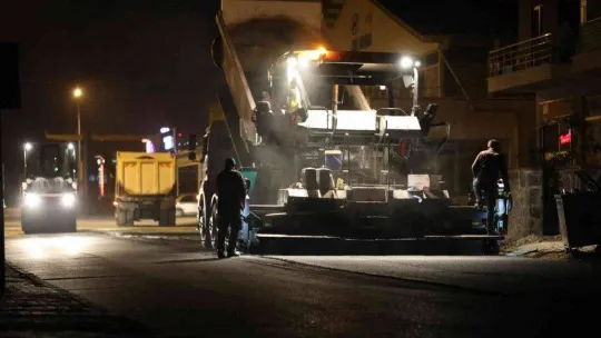 Erenler'de sokaklar yenileniyor