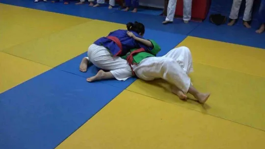 Erkeklerle antrenman Avrupa'da şampiyonluk getirdi