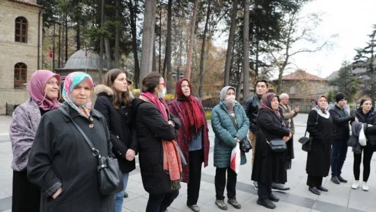 Esenlerliler, Bolu'da tarihi ve doğayı keşfediyor
