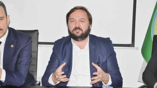 Esgin, 'Karacabey hizmet yağmuruna tutuldu'