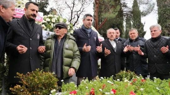 Eski Devlet Bakanı Adnan Kahveci, vefatının 30'uncu yıl dönümünde Kartal'da anıldı