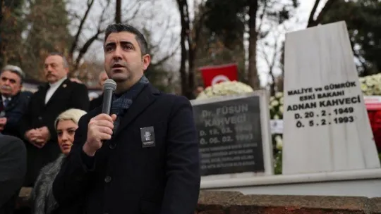 Eski Devlet Bakanı Adnan Kahveci, vefatının 30'uncu yıl dönümünde Kartal'da anıldı