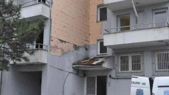 Eski emniyet binasına giren hırsızlar yakayı ele verdi