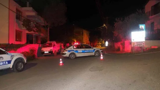 Eski eşi tarafından sokak ortasında başından vuruldu