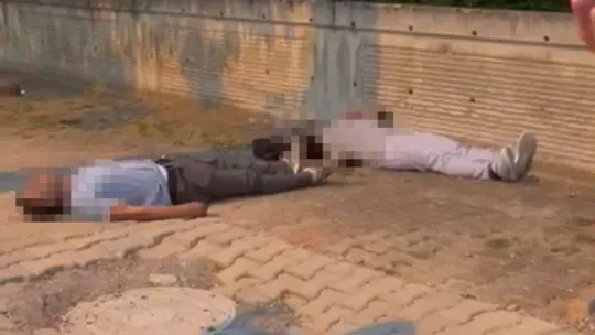 Eski eşini öldürdü ardından kendi kafasına sıktı