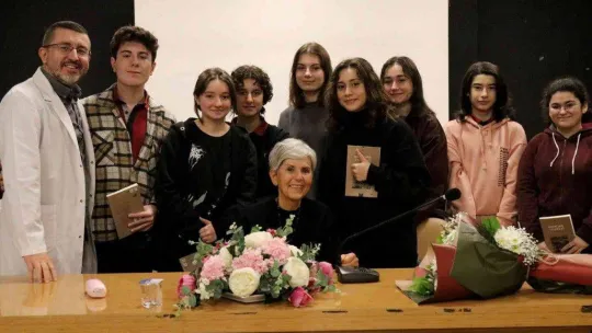 Etkinlikler 'Uzaktaki Yakın: Adapazarı' söyleşisi ile devam etti