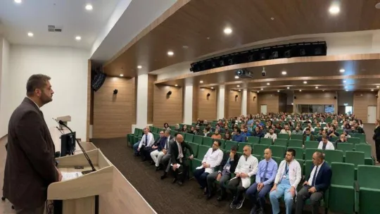 Etlik Şehir Hastanesinde 'Asistan Hekimler Uyum ve Tanışma Toplantısı' yapıldı