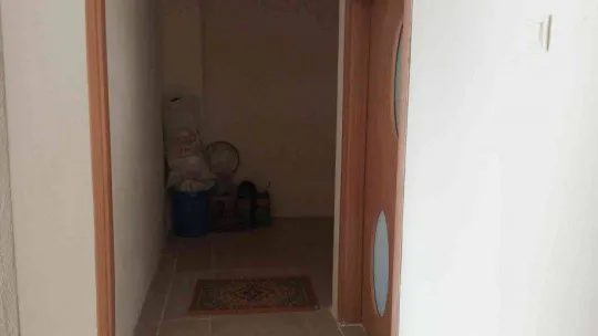 Ev sahibi tarafından sokağa atılan yaşlı çift yeni evine kavuştu