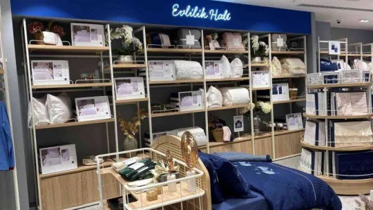 Ev tekstilinde modern tasarımlar ve minimal çizgiler öne çıkıyor