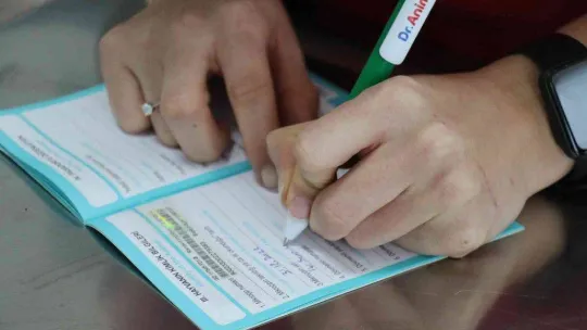 Evcil hayvanlara çip zorunluluğunda son gün yoğunluğu