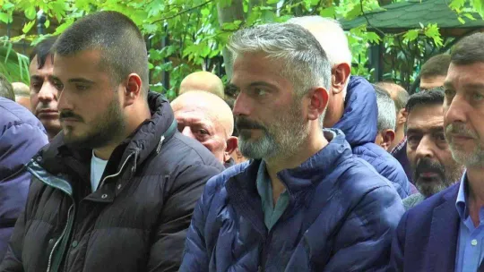 Evde çıkan yangında ölen genç kız toprağa verildi