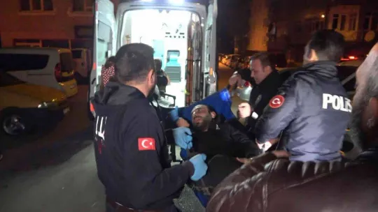 Evinde tartıştığı arkadaşı tarafından vuruldu